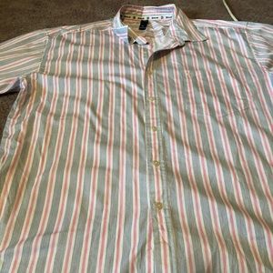 Beautiful button down shirt!